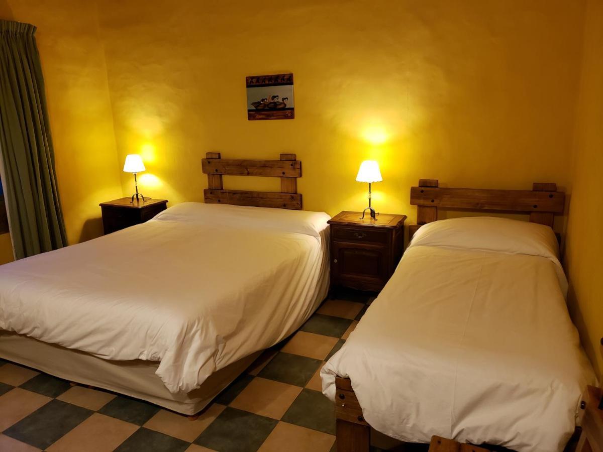 לוס אנטיגואוס Hosteria Refugio De Rocas מראה חיצוני תמונה